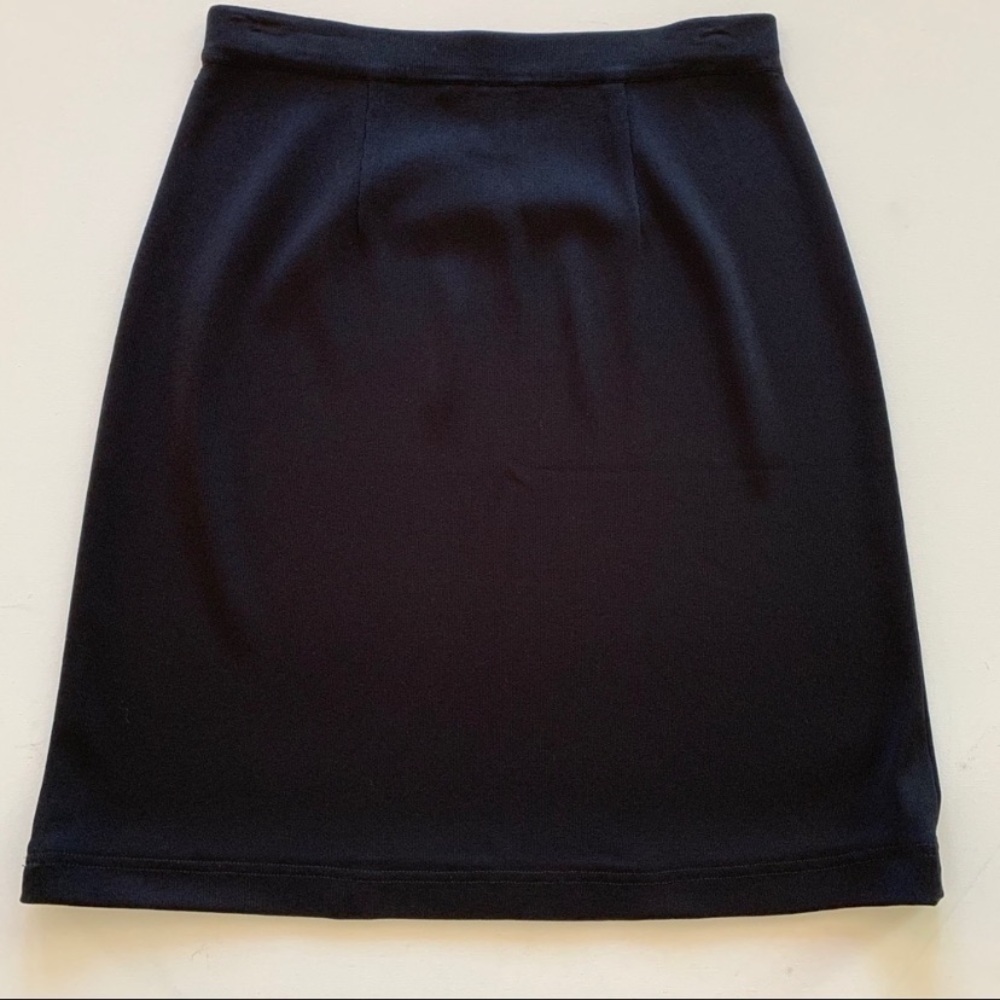 Misook Women's Black Skirt - Picture 2 of 5